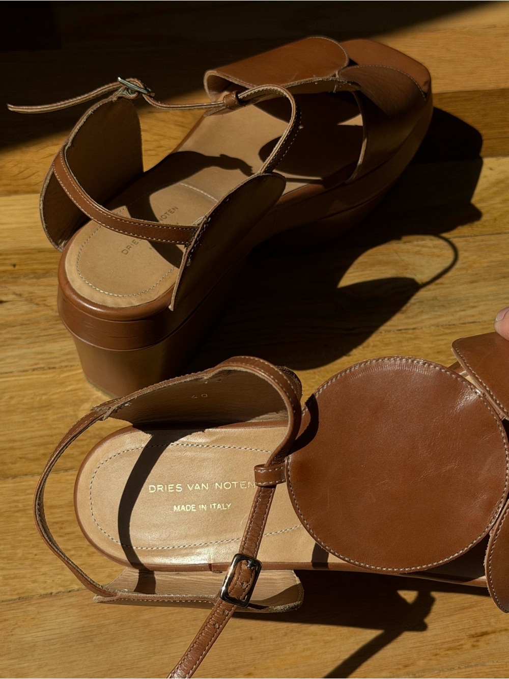 Dries Van Noten Brown Circle Cutout Leather Platforms - Picture 5 of 10